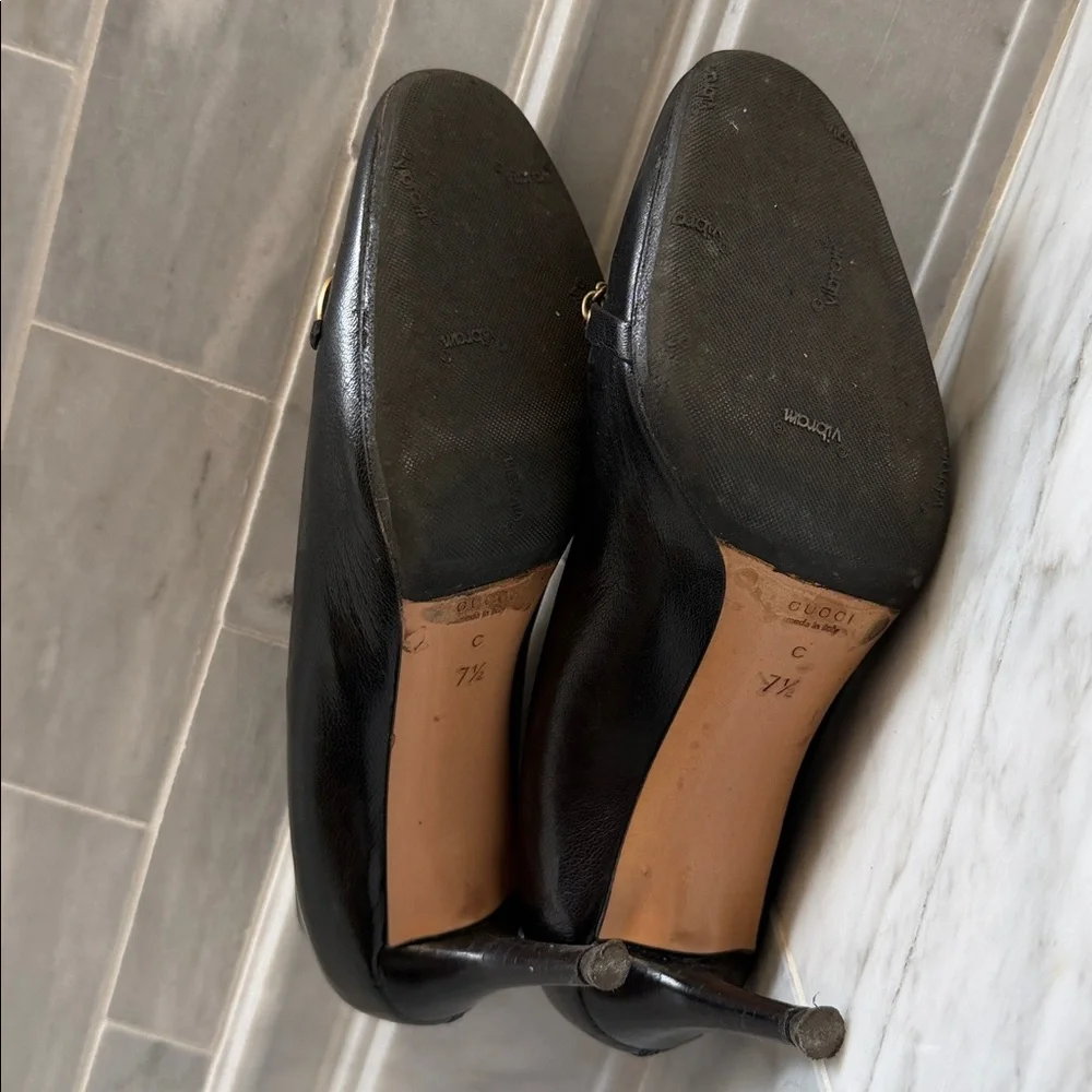 Gucci Elegant Black Leather Women's Shoes - Picture 4 of 5